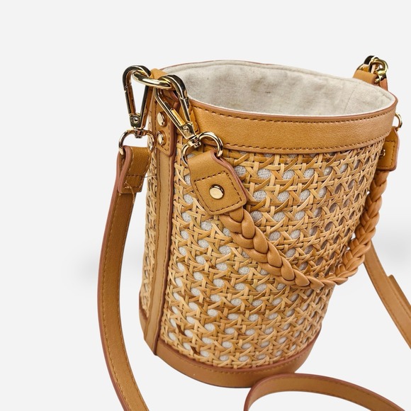 Tommy Bahama Cane Wicker Bucket Bag Drawstring Linen Lined Purse Beige Crossbody - Picture 3 of 11